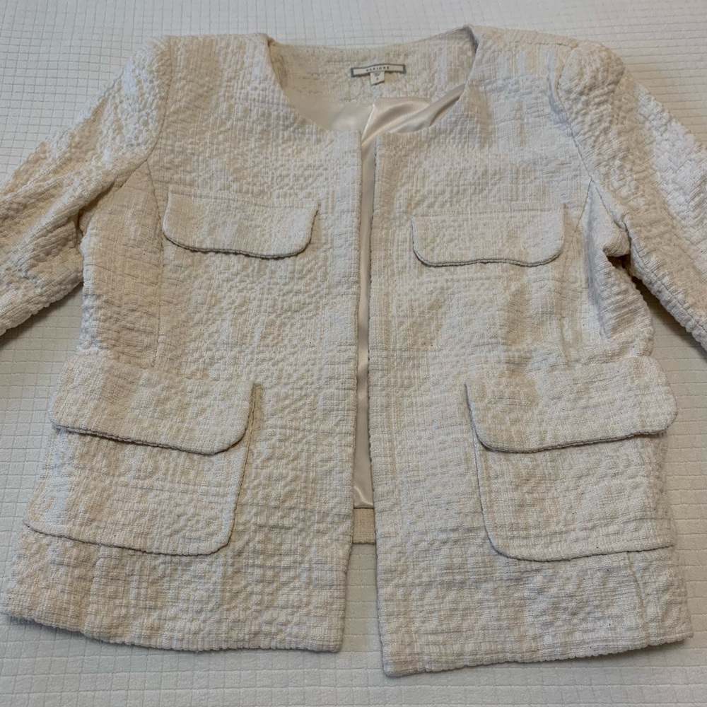 Pleione textured cream colored cropped jacket - Picture 2 of 14